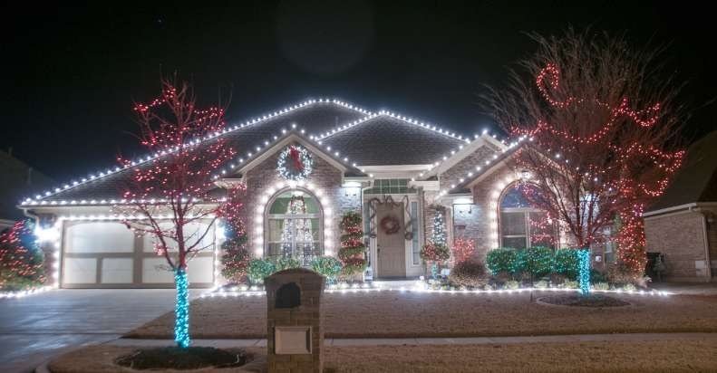 Choose Christmas Lights Installers Utah for This Seasons Christmas –